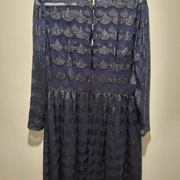 Maggy London Long Sleeve Dress - Picture 7 of 7